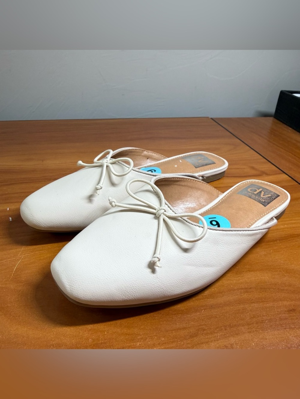 New DV Dolce Vita Misti Slip On Loafer Shoe Flat Beige Cream Bow Detail Business